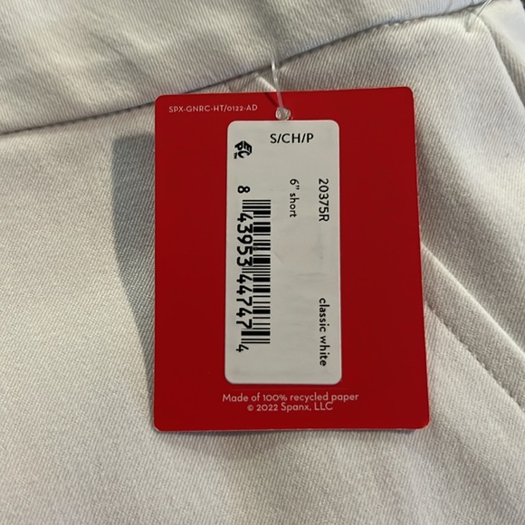 SPANX On The Go Polished 6” White Stretch High Rise Shorts Size Small NWT - Picture 16 of 16